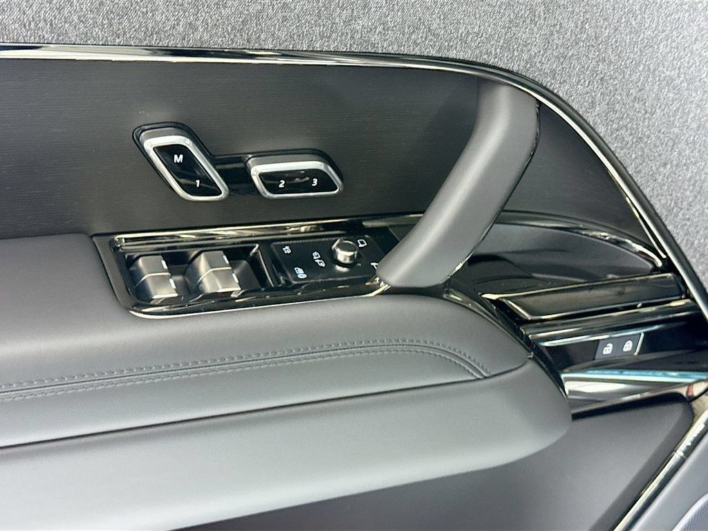 New 2026 Land Rover Range Rover Sport Dynamic SE AWD/4WD image 23