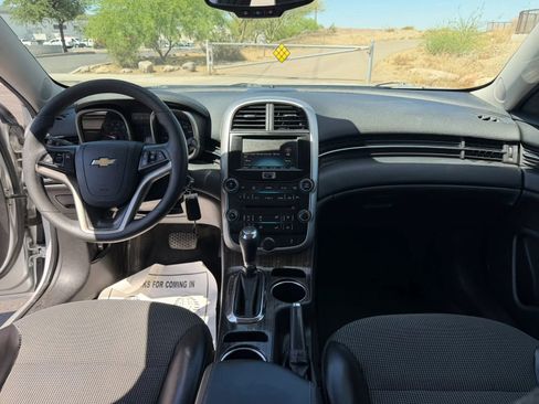 Used 2015 Chevrolet Malibu LT w/ Power Convenience Package image 15