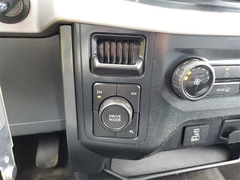 Used 2022 Ford F150 XLT image 20