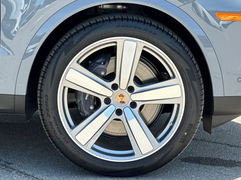 New 2026 Porsche Cayenne AWD/4WD image 43