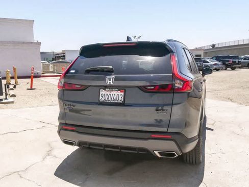 Used 2026 Honda CR-V Sport Touring image 8