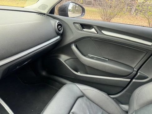 Used 2015 Audi A3 1.8T Premium image 41