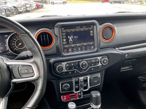 Used 2023 Jeep Gladiator Mojave w/ LED Lighting Group image 9
