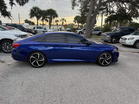 Used 2022 Honda Accord Sport image 8