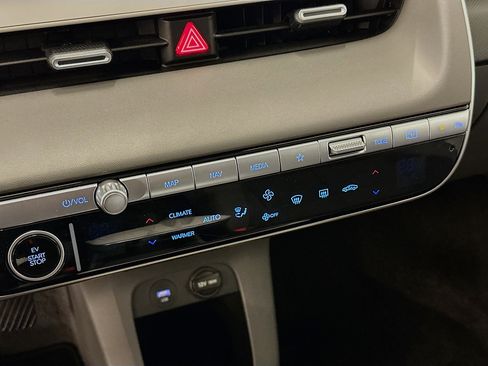 Used 2024 Hyundai Ioniq 5 SEL image 24