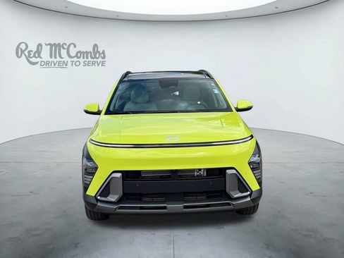 Certified 2025 Hyundai Kona Limited FWD image 8
