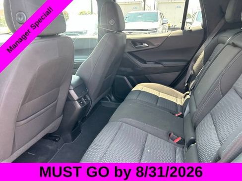 Used 2025 Chevrolet Equinox LT FWD image 27
