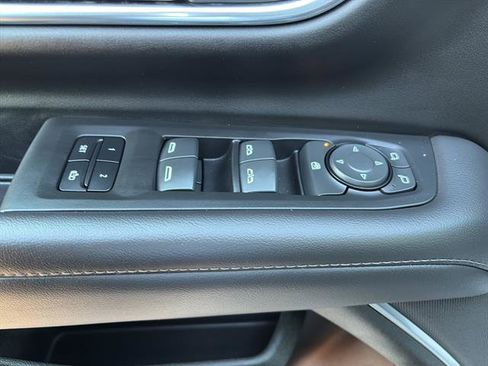 Used 2023 Chevrolet Tahoe LT image 17