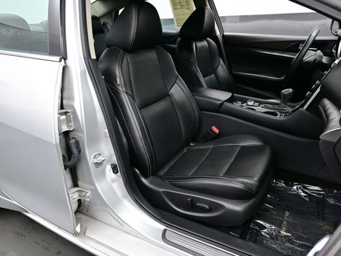 Used 2022 Nissan Maxima SV w/ Floor Mat Group image 14