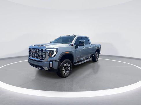 Used 2024 GMC Sierra 2500 Denali w/ Denali Reserve Package AWD/4WD image 4