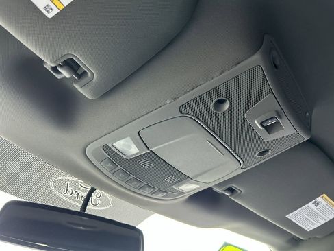 Used 2017 Ford F150 Lariat w/ Trailer Tow Package image 29