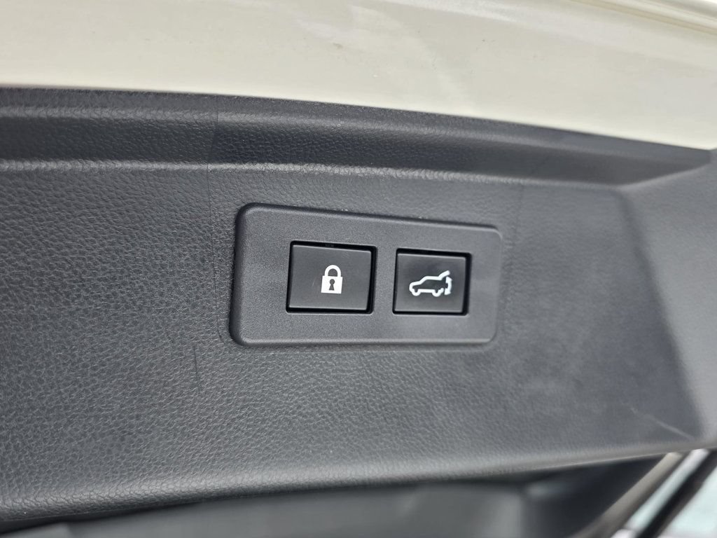 Used 2020 Subaru Outback Limited w/ Popular Package #2 AWD/4WD image 13