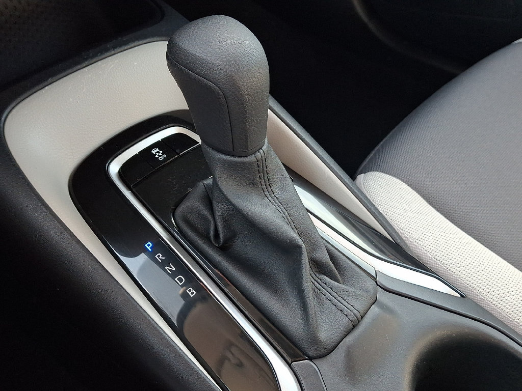 Certified 2025 Toyota Corolla LE FWD image 14