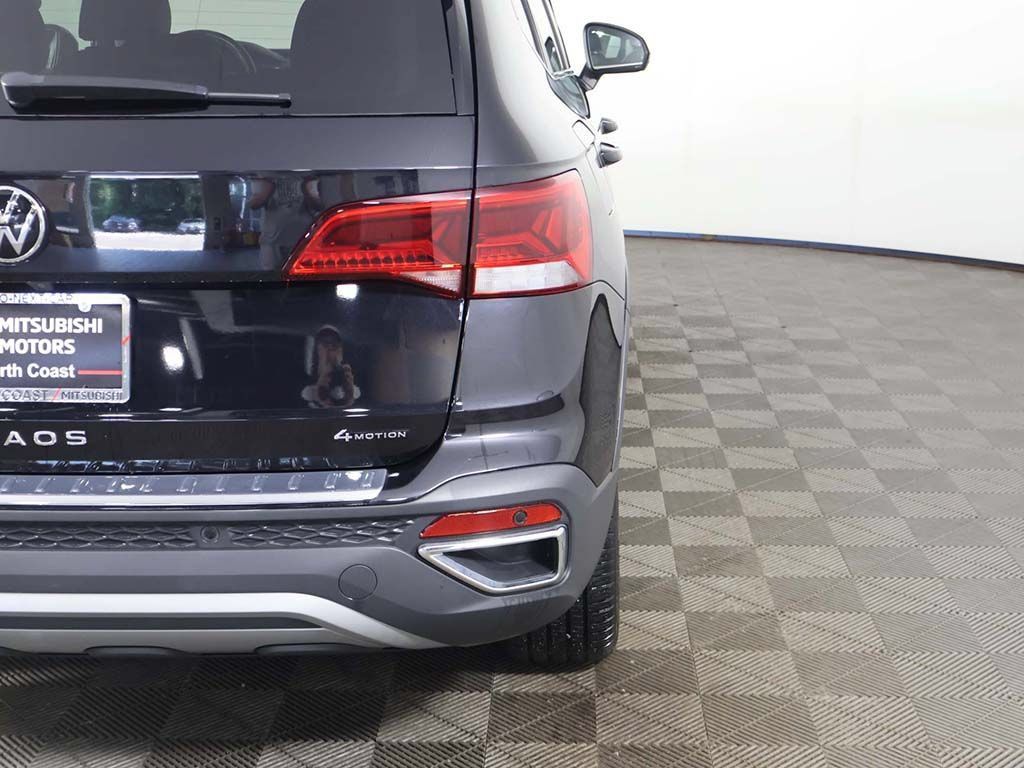 Used 2023 Volkswagen Taos SEL AWD/4WD image 18