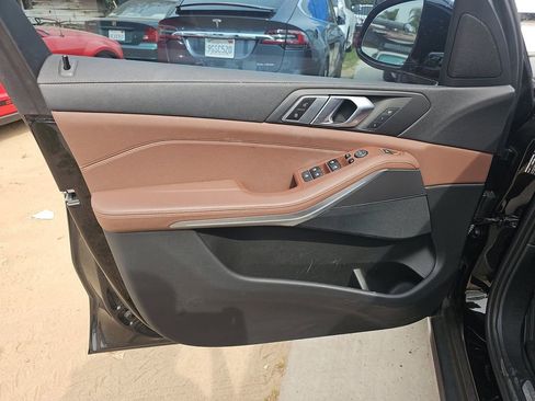 Used 2022 BMW X5 sDrive40i w/ Parking Assistance Package image 10