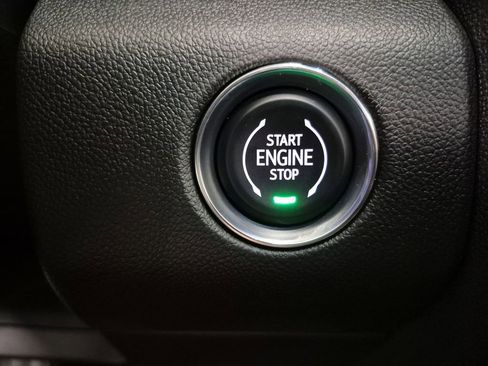 New 2026 GMC Acadia Denali w/ Super Cruise Package image 17