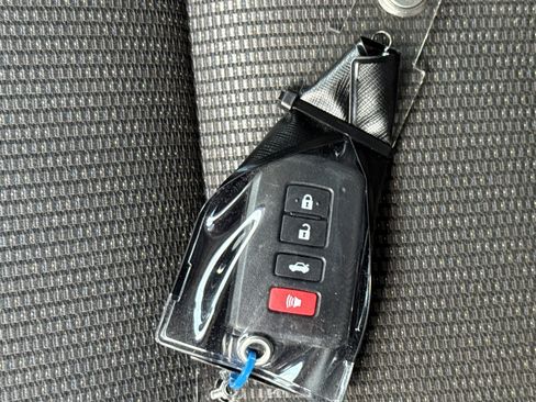 Used 2019 Toyota Corolla SE w/ SE Premium Package FWD image 34