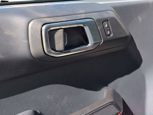 New 2025 Ford Bronco Raptor image 7