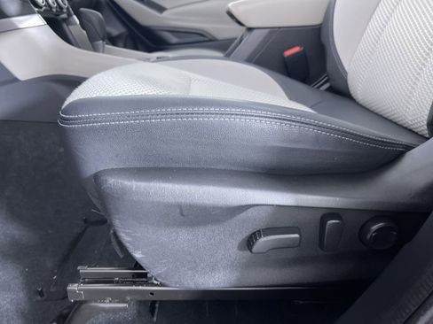 Used 2023 Subaru Forester Premium AWD/4WD image 13