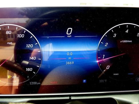 Used 2024 Mercedes-Benz C 300 Sedan image 11