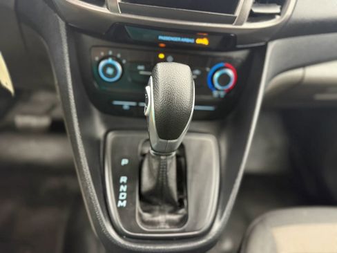 Used 2022 Ford Transit Connect XL FWD image 34