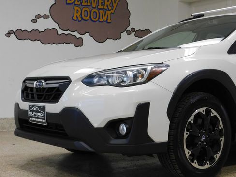 Used 2021 Subaru Crosstrek 2.0i Premium AWD/4WD image 16
