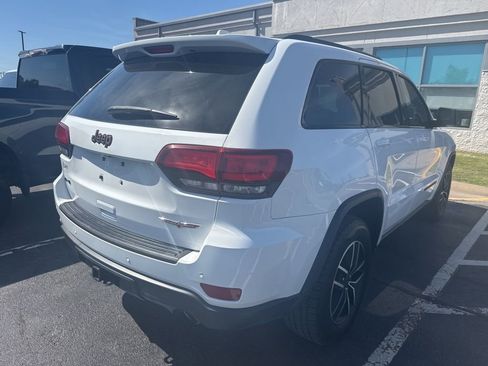 Used 2020 Jeep Grand Cherokee Trailhawk AWD/4WD image 4