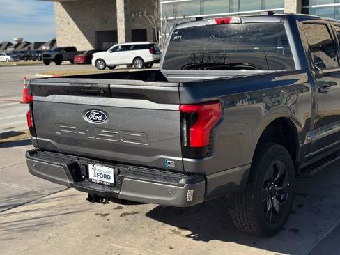 New 2025 Ford F150 Lightning Flash AWD/4WD image 21