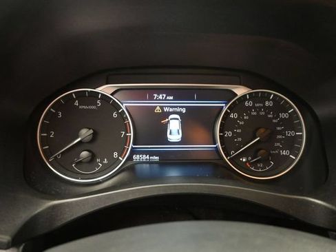 Used 2023 Nissan Altima 2.5 SR FWD image 4