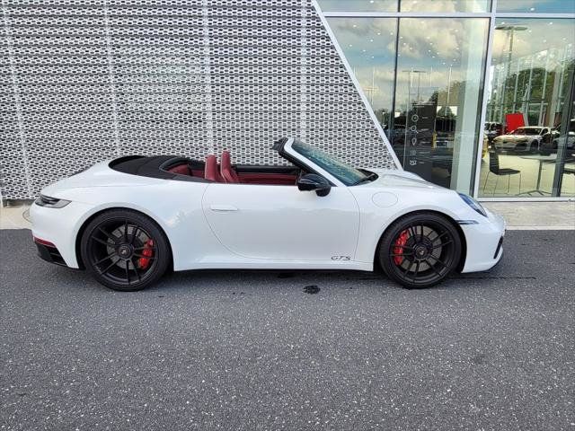 Used 2022 Porsche 911 Carrera GTS RWD image 4