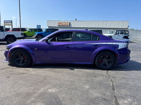 Used 2023 Dodge Charger Scat Pack RWD image 3