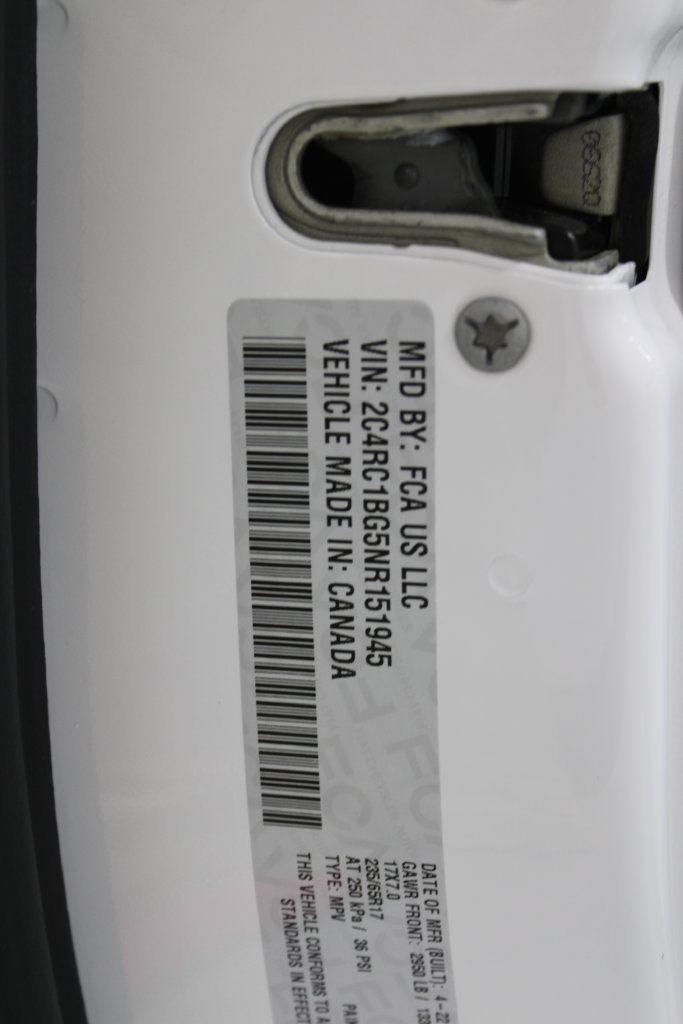 Used 2022 Chrysler Pacifica Touring-L FWD image 41