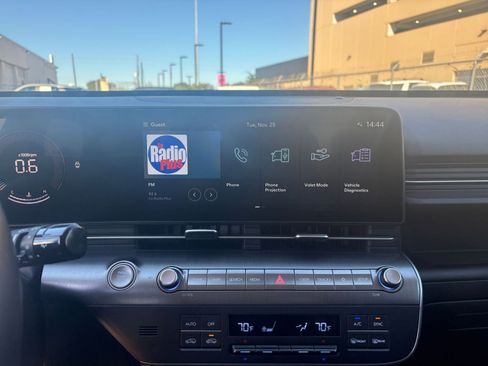 Used 2025 Hyundai Kona SEL image 21