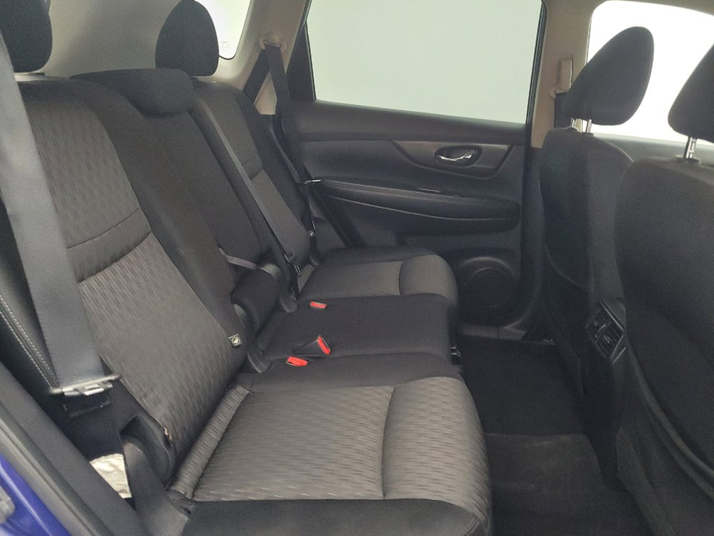 Used 2020 Nissan Rogue SV AWD/4WD image 21