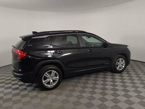 Used 2021 GMC Terrain SLE w/ Driver Convenience Package FWD image 10