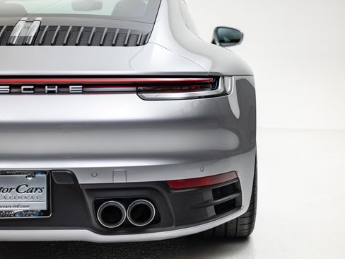 Used 2020 Porsche 911 Carrera image 19