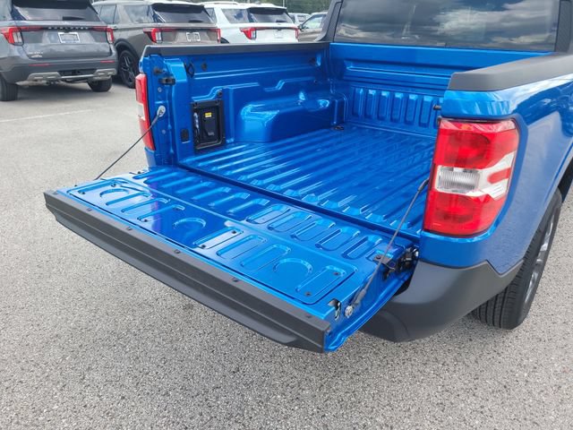 New 2026 Ford Maverick XLT w/ XLT Luxury Package FWD image 10