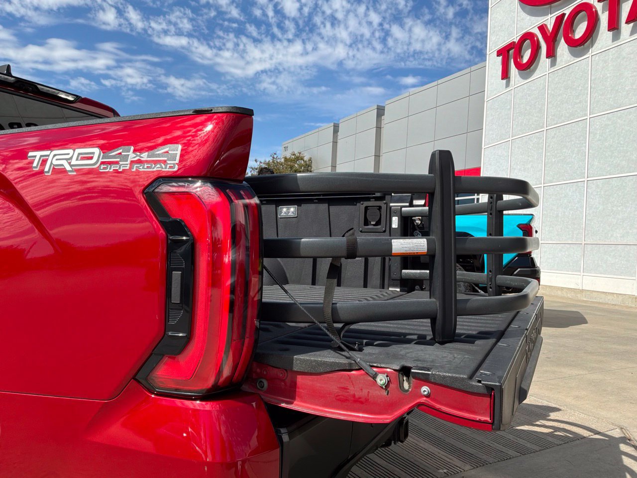 Used 2024 Toyota Tundra Limited w/ TRD Off-Road Package AWD/4WD image 15