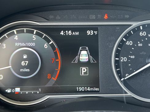 Used 2025 Nissan Versa SV FWD image 24