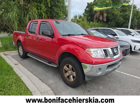 Used 2010 Nissan Frontier SE RWD image 1