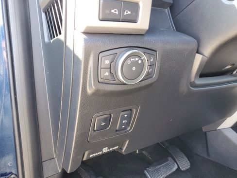 Used 2017 Ford F250 Lariat w/ Lariat Ultimate Package image 30