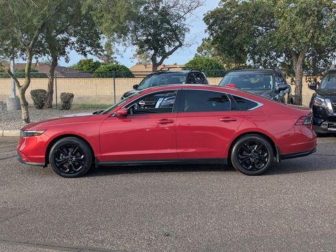 Used 2024 Honda Accord EX image 3