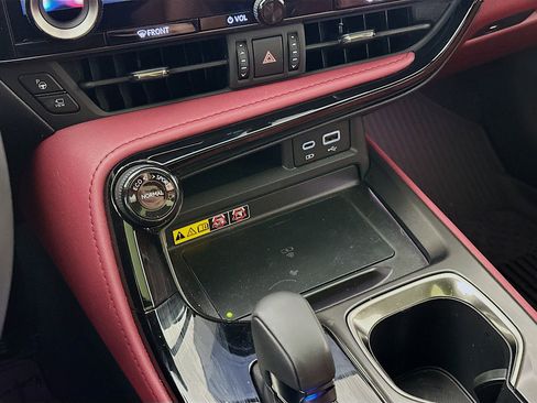 Used 2025 Lexus NX 350 AWD w/ Luxury Package image 21