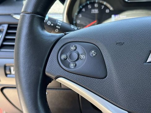 Used 2016 Chevrolet Impala LTZ FWD image 39