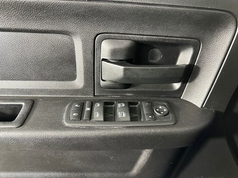Used 2017 RAM 1500 Express AWD/4WD image 20
