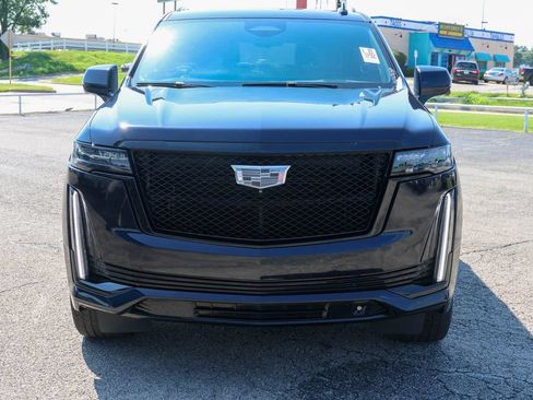 Used 2022 Cadillac Escalade Sport w/ Touring Package AWD/4WD image 2