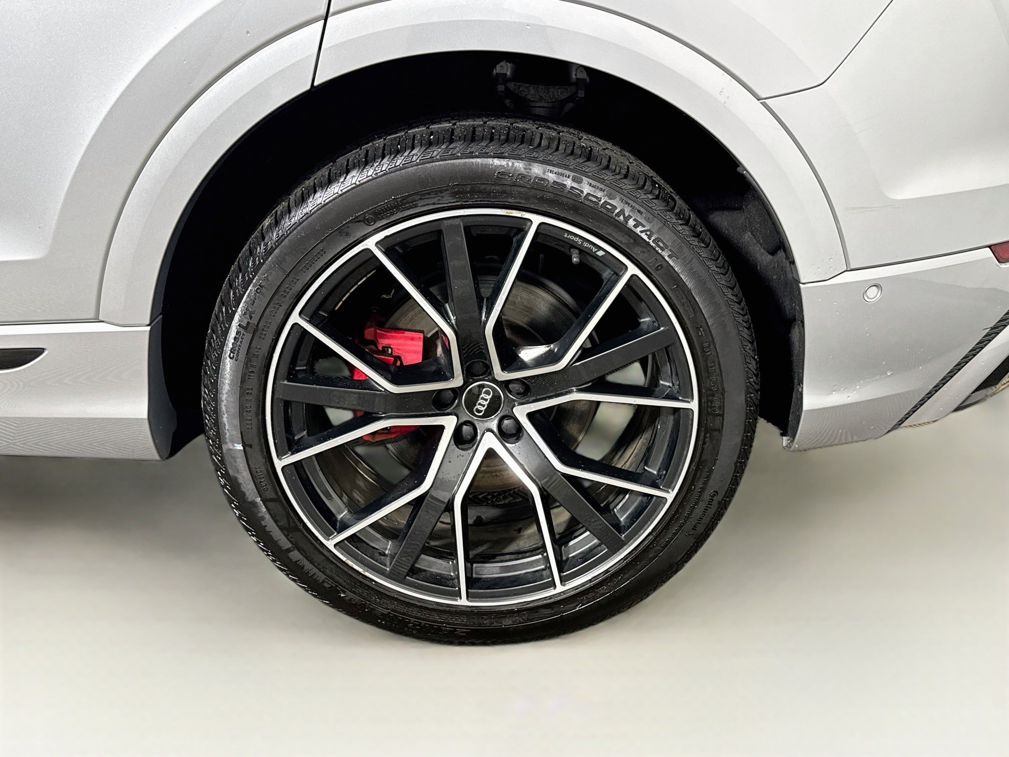 Used 2019 Audi Q8 Prestige AWD/4WD image 31