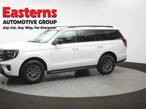 Used 2025 Ford Expedition Active AWD/4WD image 57