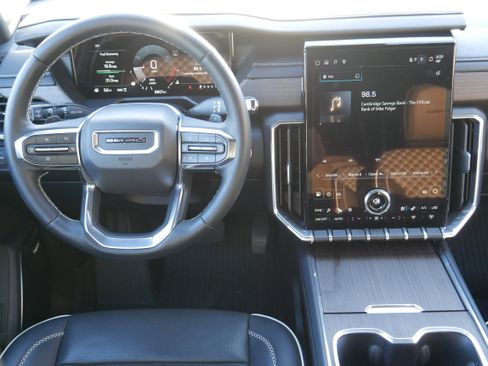 Certified 2024 GMC Acadia Denali image 18