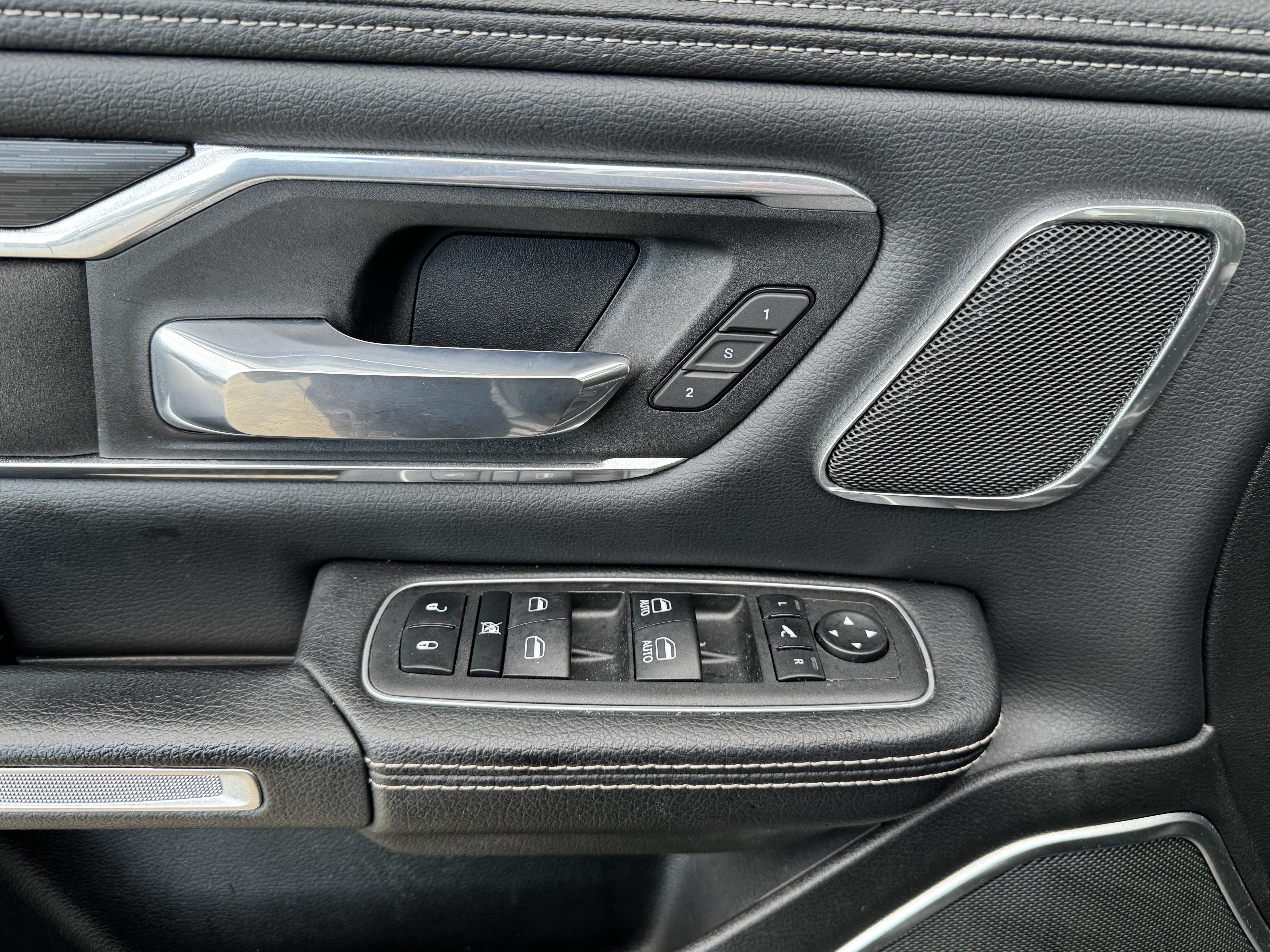 Used 2023 RAM 1500 Laramie RWD image 14